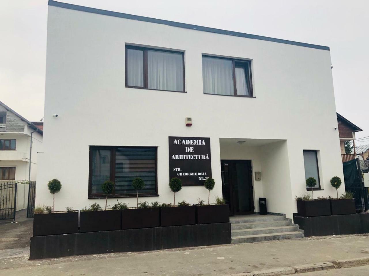 Academia De Arhitectura Bed and Breakfast Piteşti Eksteriør billede
